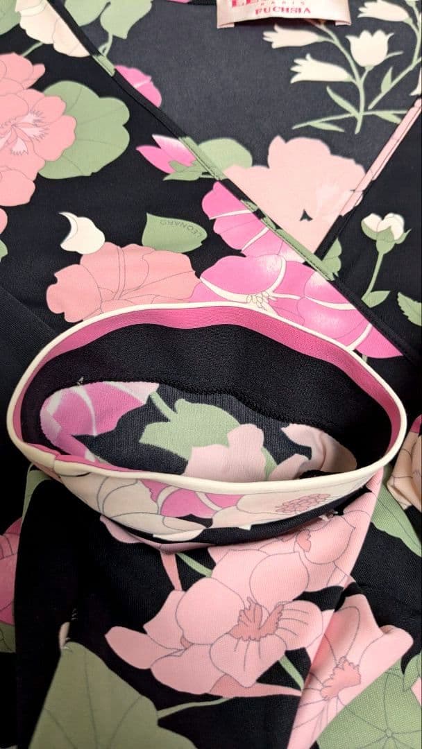 レオナール Leonard 美品 綺麗な 花柄ラップスタイルワンピース