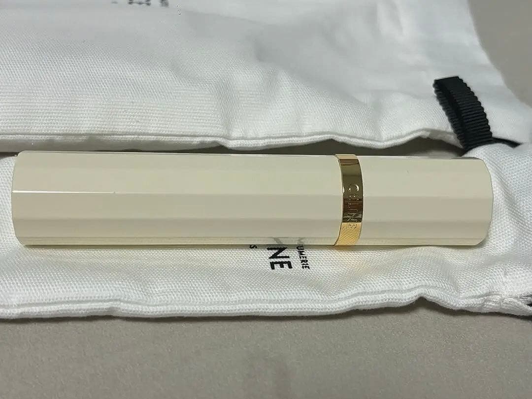 断捨離中様専用】CELINE 香水 アイボリー トラベルスプレー - メルカリ
