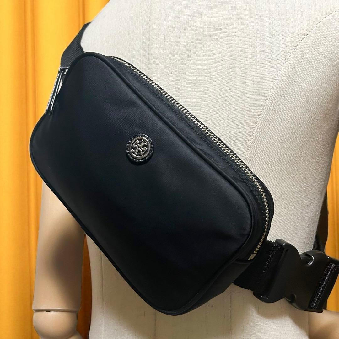 美品　トリーバーチ　ボディバッグ　ウエストポーチ　斜め掛け　ヴァージニアブラック 美品 トリーバーチ ボディバッグ ウエストポーチ 斜め掛け