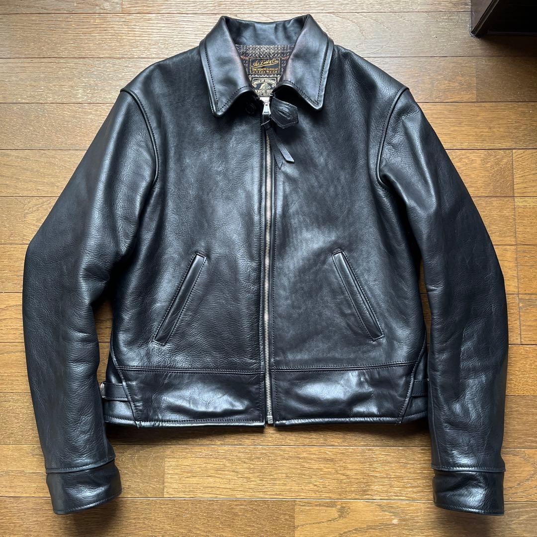 Lot716 SPORTS TOGS HORSE HIDE アットラスト - メルカリ