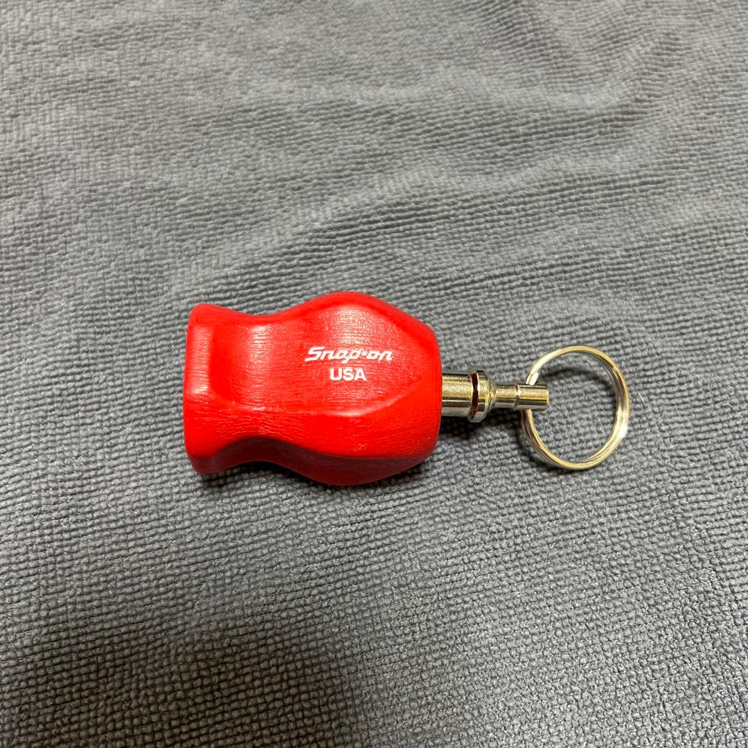 スナップオン SNAP-ON グリップキーホルダー 赤 レッド キーグリップ