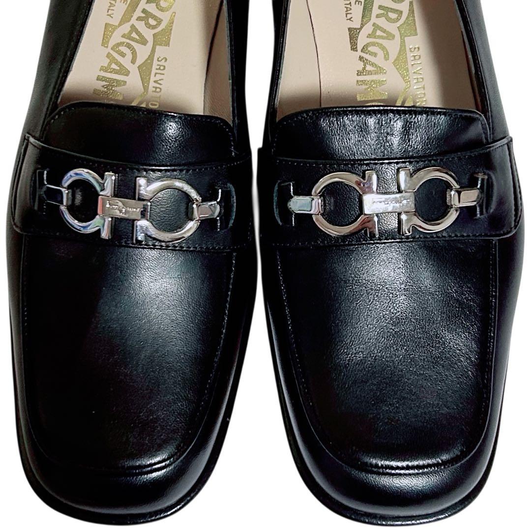 フェラガモ ガンチーニ ローファー 6.5D 23.5〜24cm 黒×シルバー