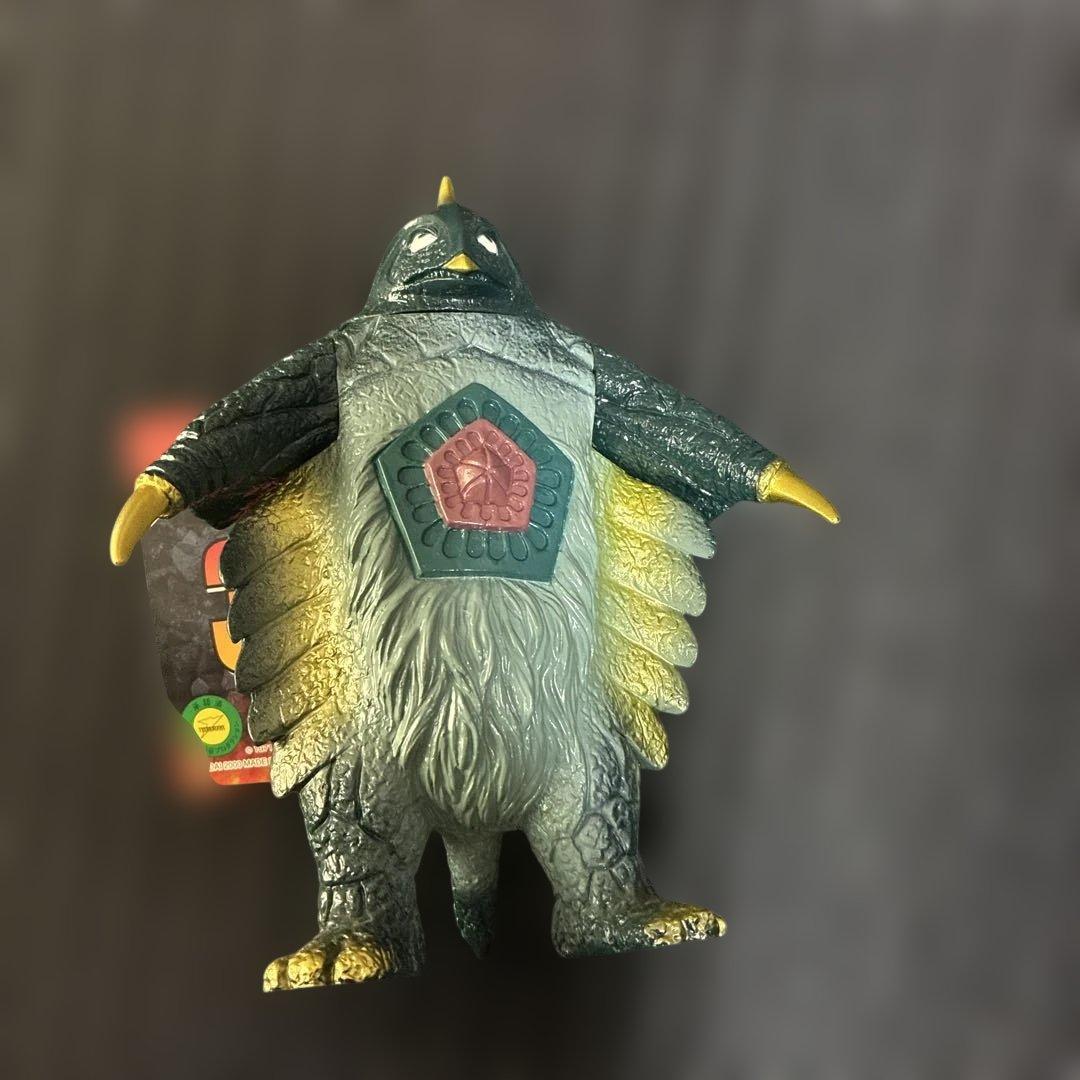 ウルトラ怪獣【宇宙大怪獣ベムスター】フィギュア新品タグ付き2000