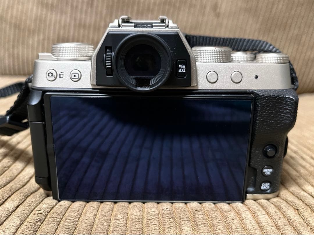 FUJIFILM X-T200本体+ SMC Takumar 55mm F1.8