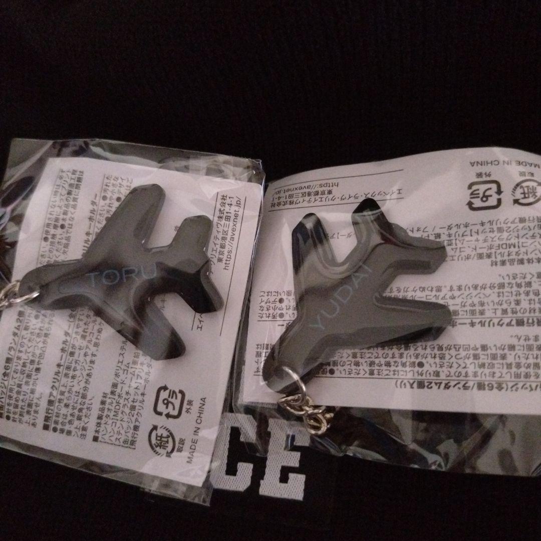 Da-iCE TERMiNaL 会場限定カプセルトイ 飛行機型キーホルダー - メルカリ