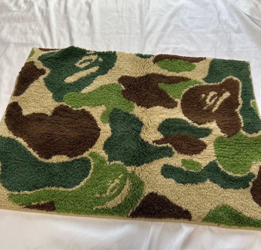 新品 A BATHING APE ベイシングエイプ ラグマット カモ グリーン