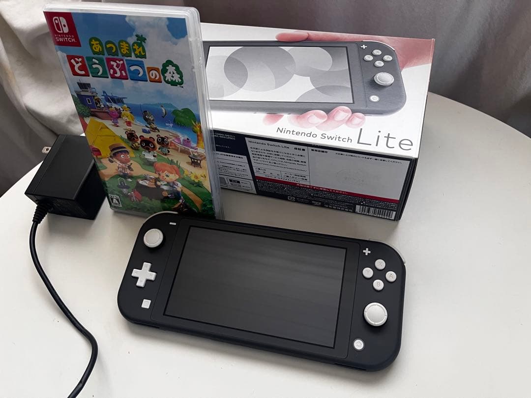 Nintendo Switch Lite グレー+ あつまれ どうぶつの森 あつまれ どうぶつの森」特別デザインのNintendo Switch Liteが11月に