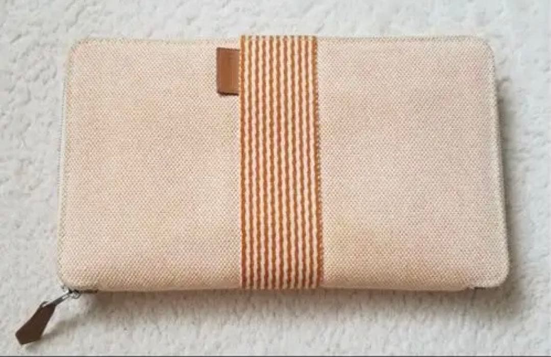 エルメス　　マルチケース HERMES（エルメス） 【未使用 超美品】 ターマックPM パスポートケース