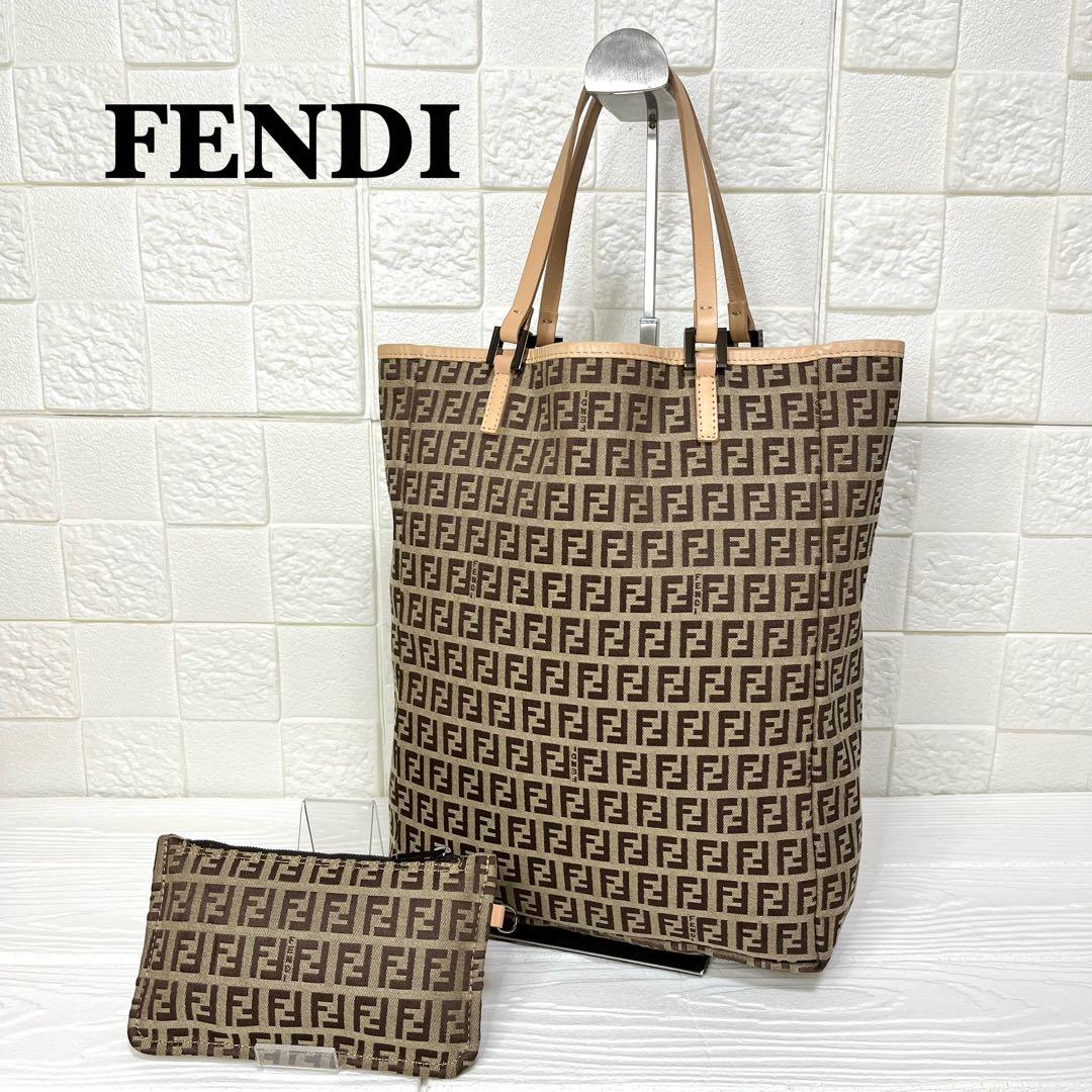 ✨極美品✨☘️FENDI☘️✨トートバッグ✨ズッキーノ✨キャンバス