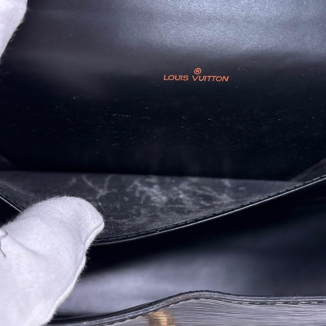 ルイヴィトン エピ ティルシット ショルダーバッグ ノワール 25121712