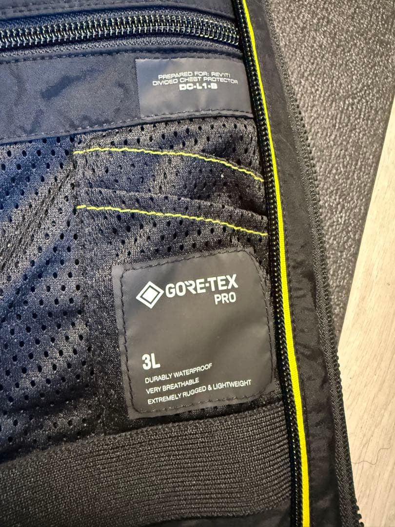 はるかさん専用】ページ TOURATECH GORE-TEX ジャケット - メルカリ