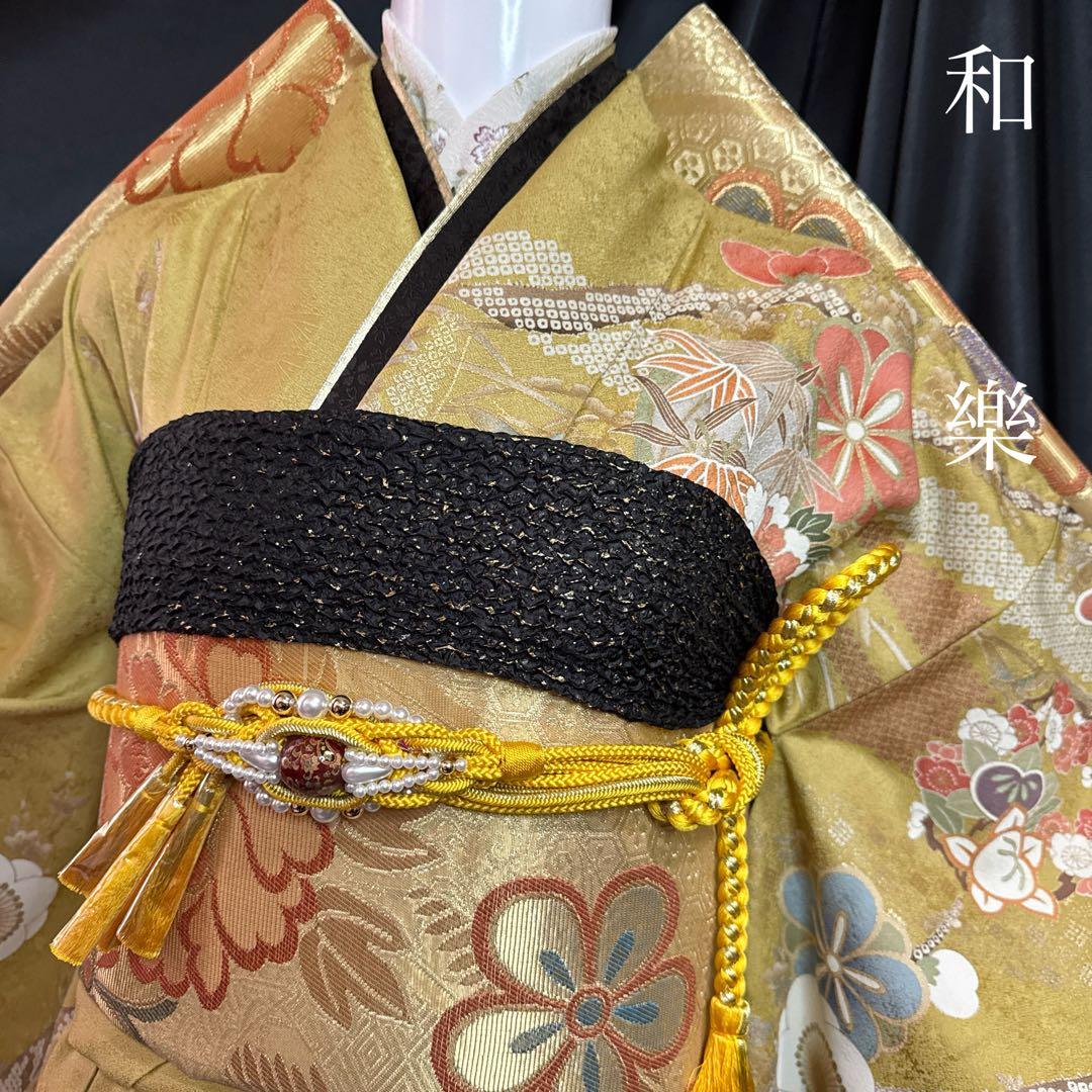 リーズナブルグレード振袖 】 古典柄 ♦︎金彩♦︎金駒刺繍♦︎橘牡丹