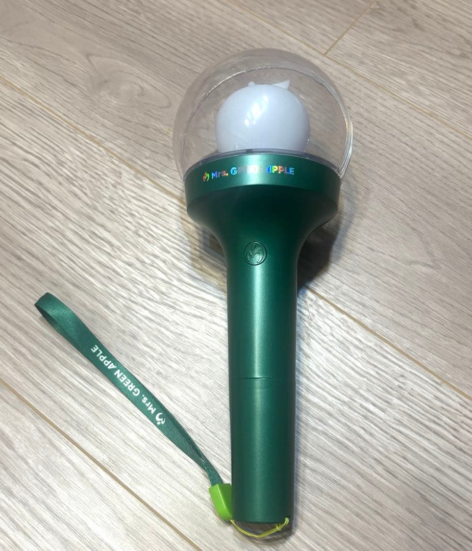 1回使用】MGA Official Light Stick - メルカリ