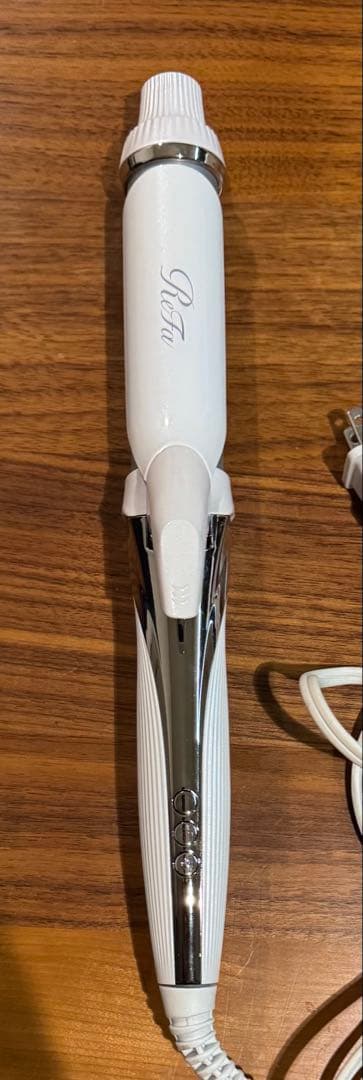 ReFa カールアイロン 32mm RE-AF00A 動作確認済み 箱なし ReFa リファ カールアイロン 32mm RE-AF00A 2022年製 - メルカリ