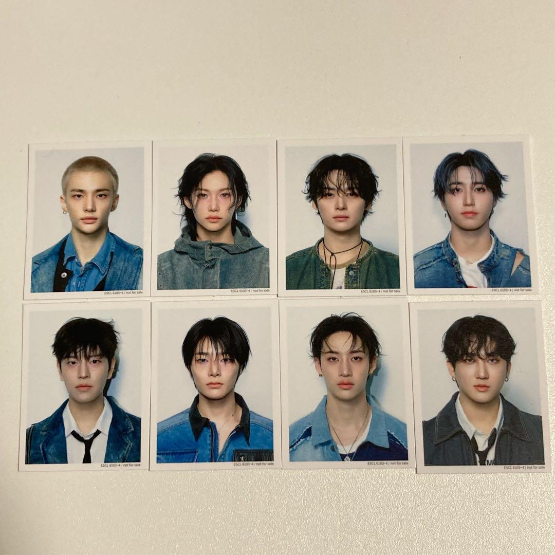 stray kids hollow 初回盤 A 封入 ID フォト 8種コンプ - メルカリ