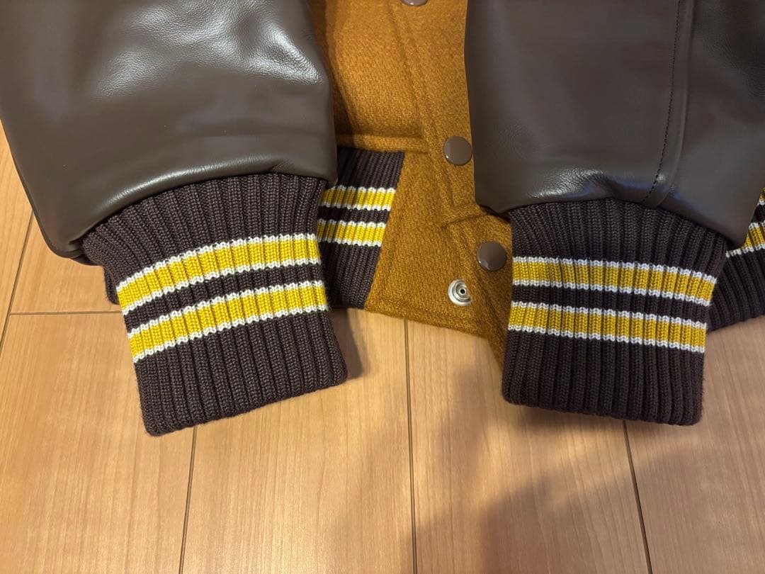 whitesville アワードジャケット 36サイズ ゴールド×ブラウン - メルカリ