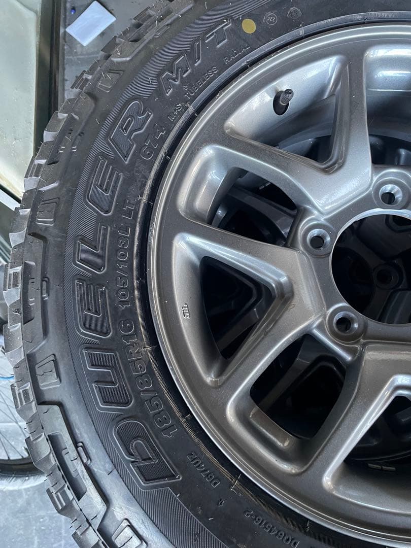 人気車・バイク・自転車 - スズキ ジムニー 新車外し 純正ホイール