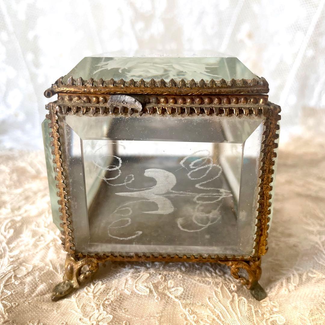 ローズ柄ベベルガラスジュエリーボックス アクセサリーケース フランス