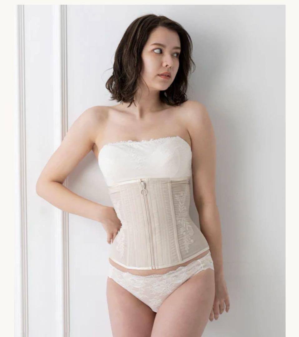シレーヌ 元鈴木さんのコルセット ベージュ Lサイズ - メルカリ