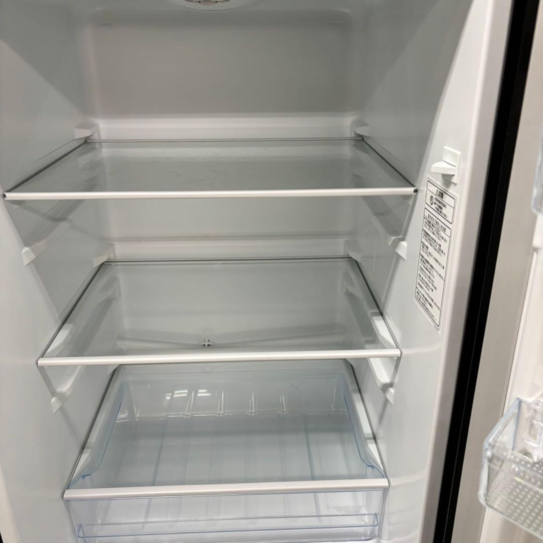 625 冷蔵庫 一人暮らし ブラック 200L弱 極美品 小型 洗濯機販売も可