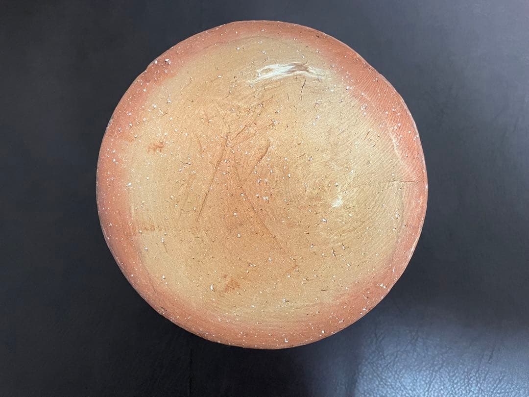 坂田泥華 萩剥離釉窯変寸胴水指 共箱 共布 栞 萩焼 茶道具 - メルカリ