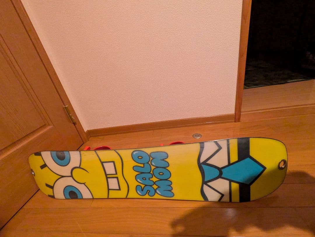 サロモン スポンジボブ スノーボード 100 キッズ ジュニア 板