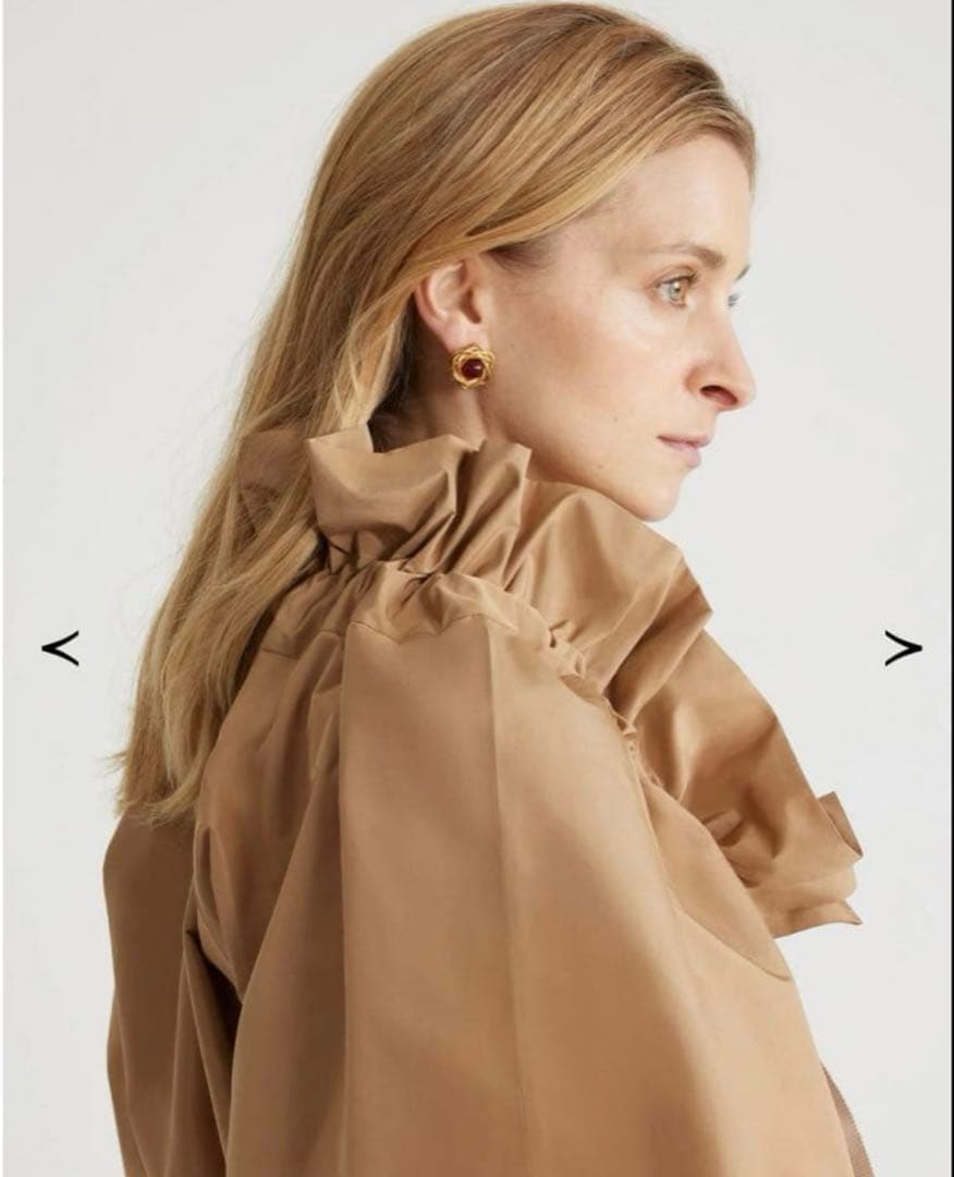 PATOU】フリルブラウス 36 ベージュ