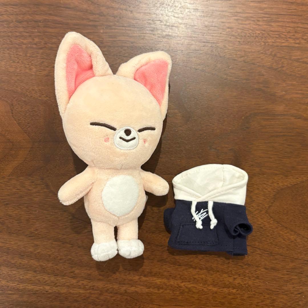 straykids スキズ アイエン フォクシニー ぬいぐるみ - メルカリ