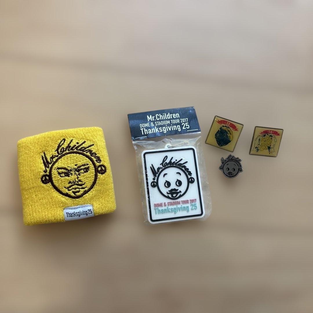 ミスチルThanksgiving 25 リストバンド、キーホルダー、バッジ - メルカリ