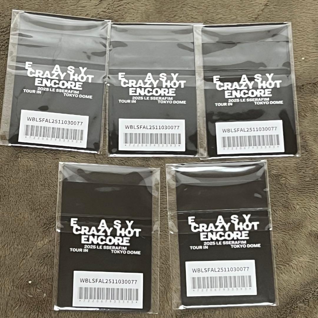 LE SSERAFIM 東京ドーム公演記念ラキドロトレカ - メルカリ
