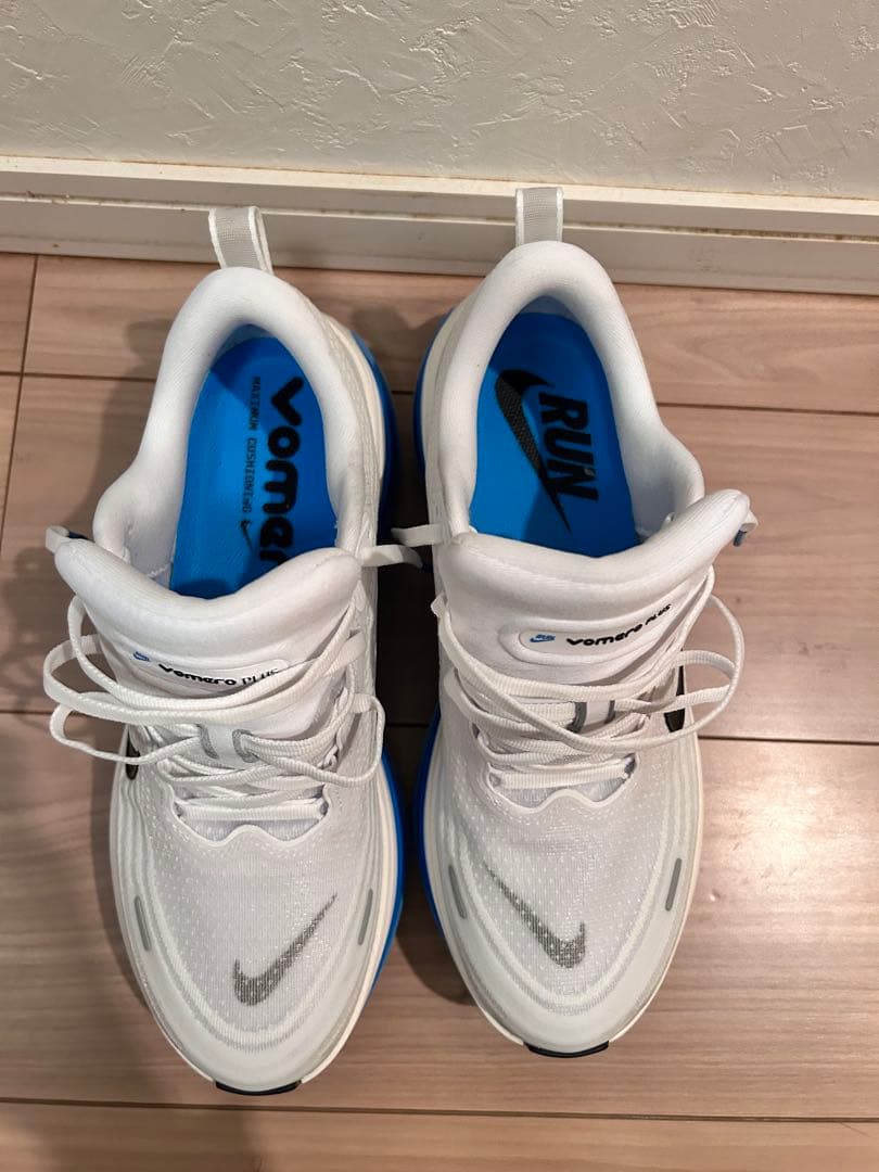 ナイキ ボメロプラス 26.5cm