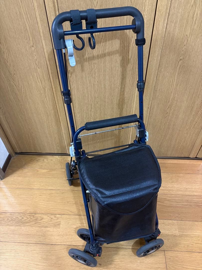 マキテック　らくらくスリムバスケット　カゴ乗せOK 4.2kg 軽量　改札OK