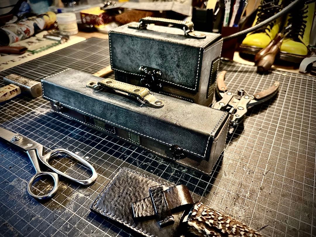 2月SALE品！Pvt.Workshop極CL 本革 デッキケース ハーフプレマ - メルカリ