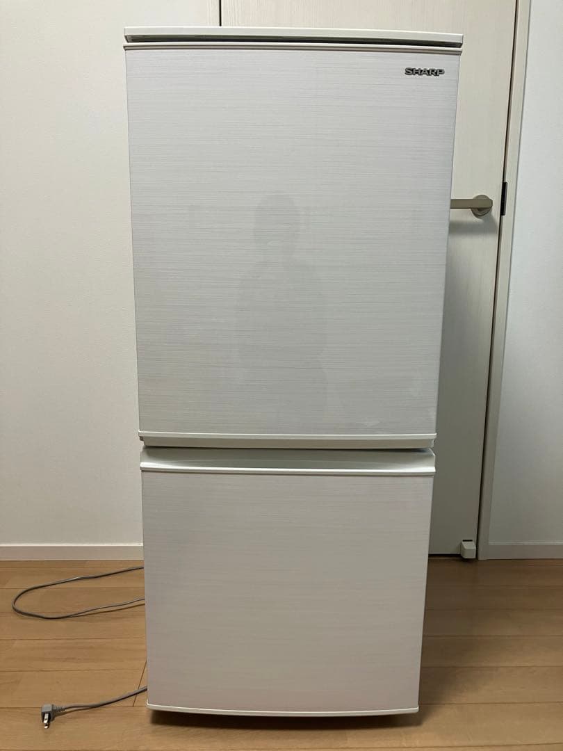 シャープノンフロン冷凍冷蔵庫 2020年製 SJ-GD14F-W- レゴアート