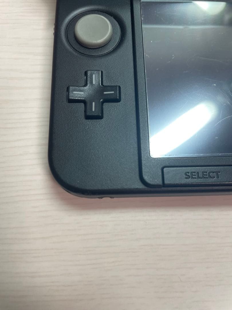 任天堂 ニンテンドー3DSLL 本体レッド×ブラック 匿名配送 カセット付き