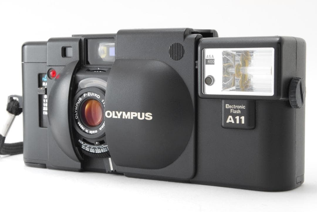 オリンパス Olympus XA A11 Vintage Olympus XA Rangefinder with A11 Flash (Vg)