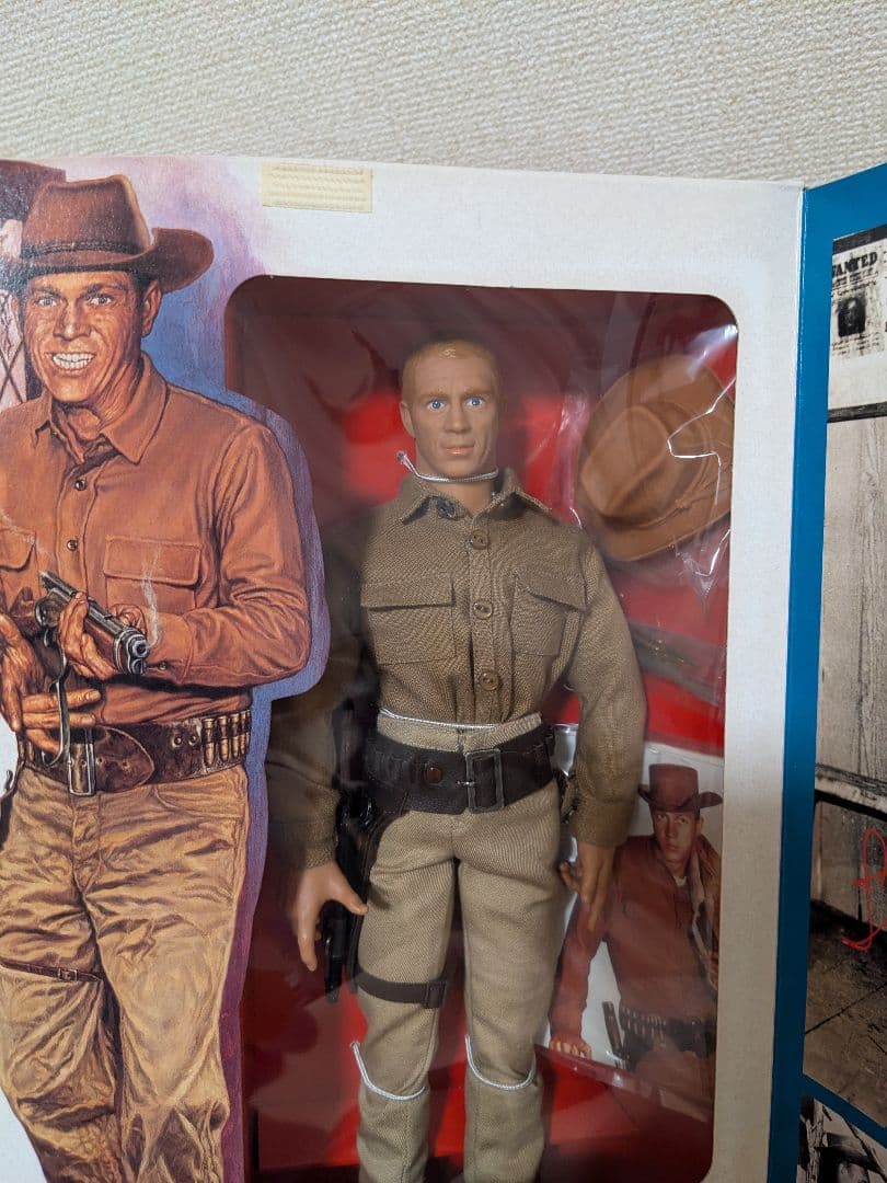 スティーヴ マックイーン 拳銃無宿フィギュア＋限定ジャケット - メルカリ