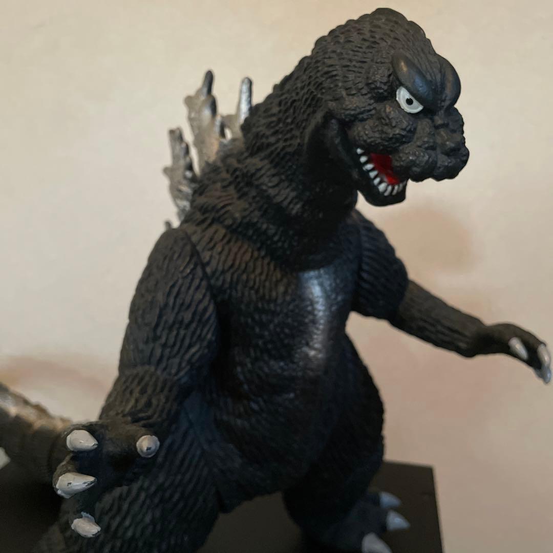 ゴジラ GODZILLA BANDAI 1988 東宝 フィギュア 特大 - メルカリ
