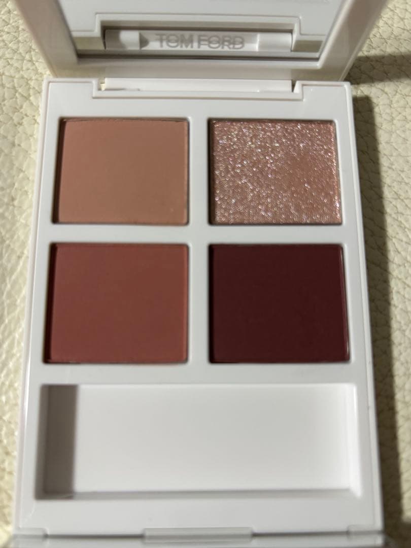 トムフォード ソレイユ アイ カラー クォード 01SN シャレー ミンク限定