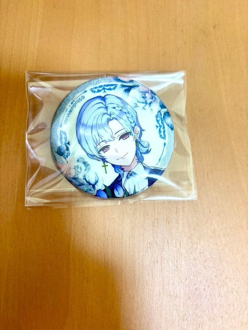 あくねこ フルーレ 4th anniversary缶バッジ - メルカリ