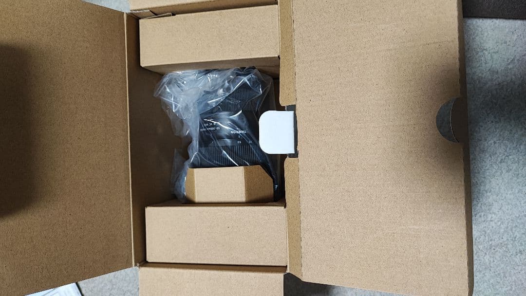 TAMRON 50-300mm f/4.5-6.3 　Sony　Eマウント