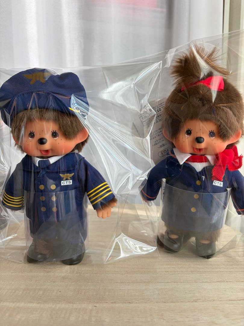 新千歳空港限定 モンチッチ パイロットと客室乗務員 セット - メルカリ