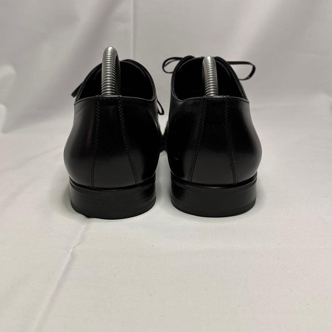 フェラガモ☆メンズ☆革靴☆ストレートチップ☆ブラック☆25.5cm相当