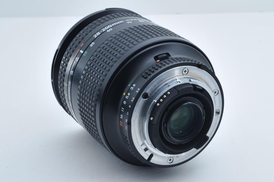 ニコン Nikon AF NIKKOR 28-200mm F3.5-5.6 D