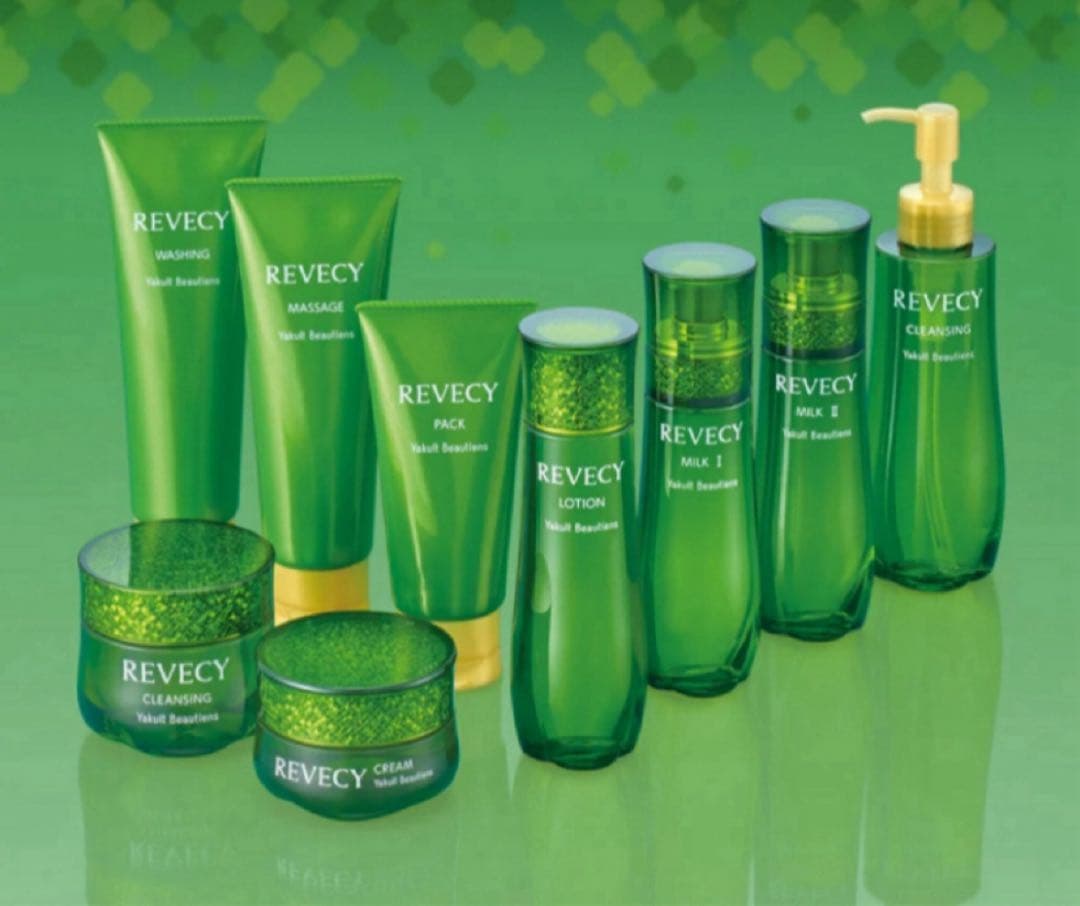 Yakult リベンジ　ローション、ミルク、クリームSET売り Yakult リベンジ ローション、ミルク、クリームSET売り Yakult