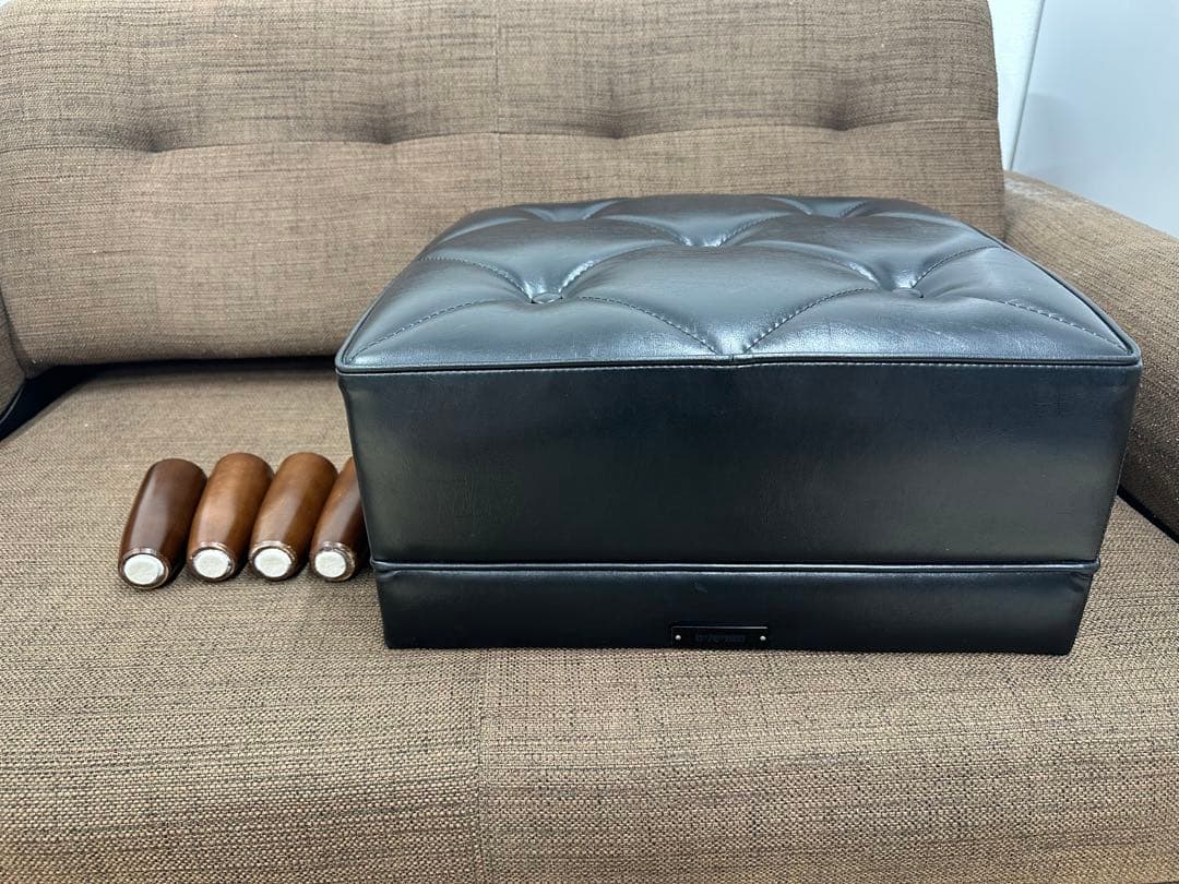 ④ 【美品】カリモク60 オットマン ブラック　レザー② カリモク60 オットマンスタンダードブラック（ダークウォールナット色