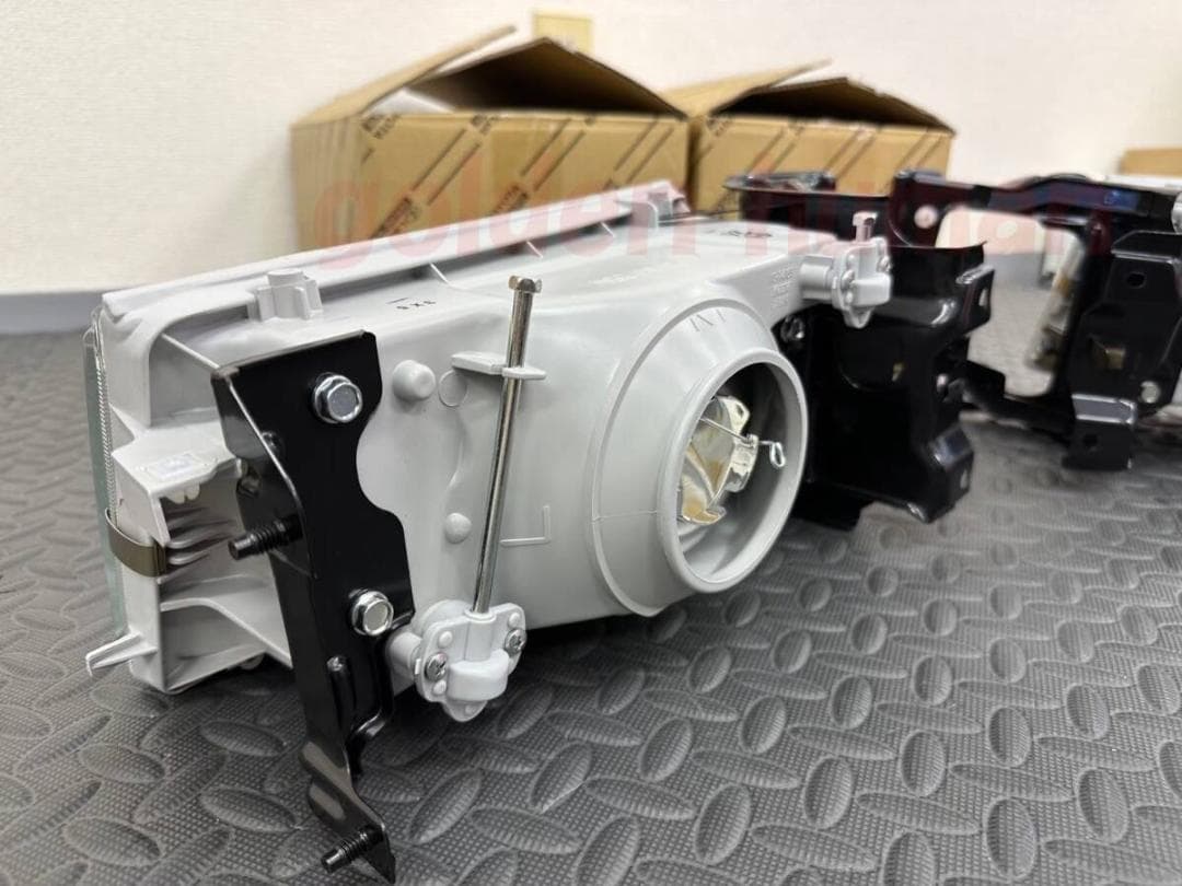 トヨタ純正品 AE86 カローラレビン 後期型 ヘッドライトユニット