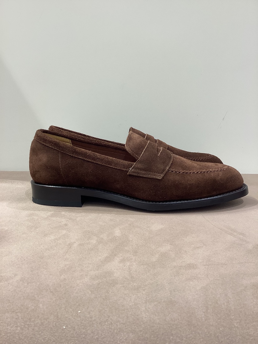 秋ファッション～ブラウンスエード・ローファー | 靴のリーガル