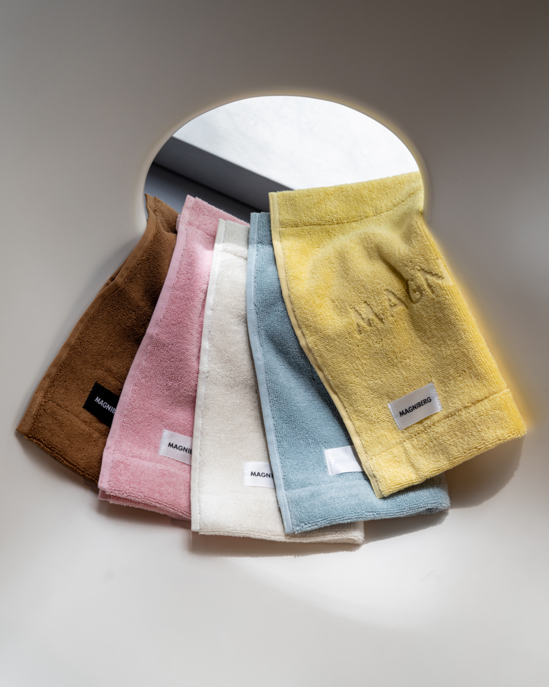 MAGNIBERG Exclusive for Edition | トゥモローランド 公式通販