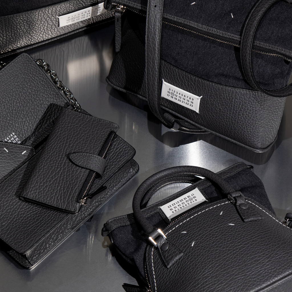 Maison Margiela Exclusive for Edition | トゥモローランド 公式通販